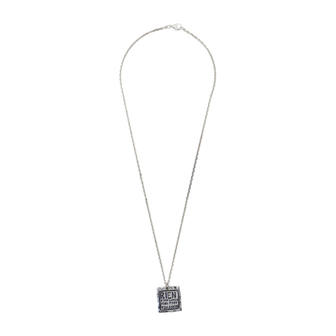 PENDENTIF " RIEN N’EST JAMAIS FINI POUR TOUJOURS "