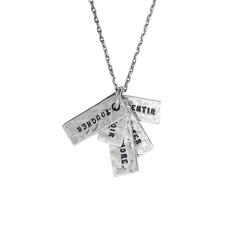 PENDENTIF PLAQUES "5 SENS"