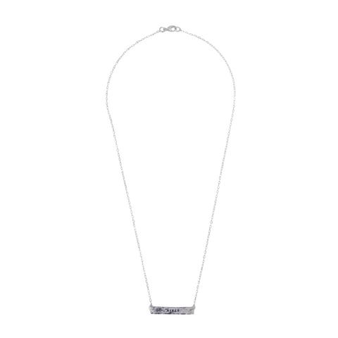 COLLIER PLAQUE "AIMER"