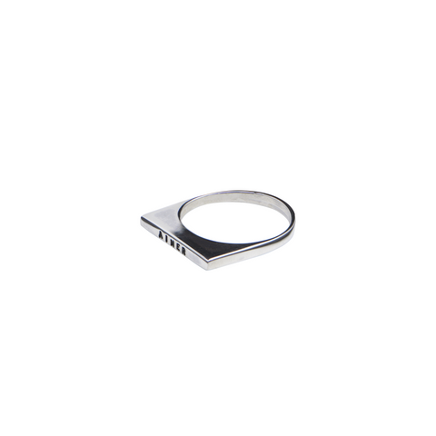 "AIMER" RING