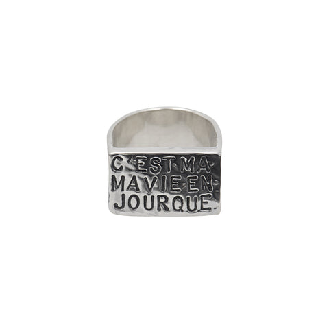 "MA VIE" LARGE SIGNET RING