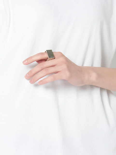 "MA VIE" LARGE SIGNET RING